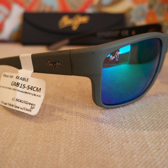Maui Jim SOUTHERN CROSS Wrap in Matte Khaki- Brown-Black w/ Maui Green Lens - Picture 4 of 7